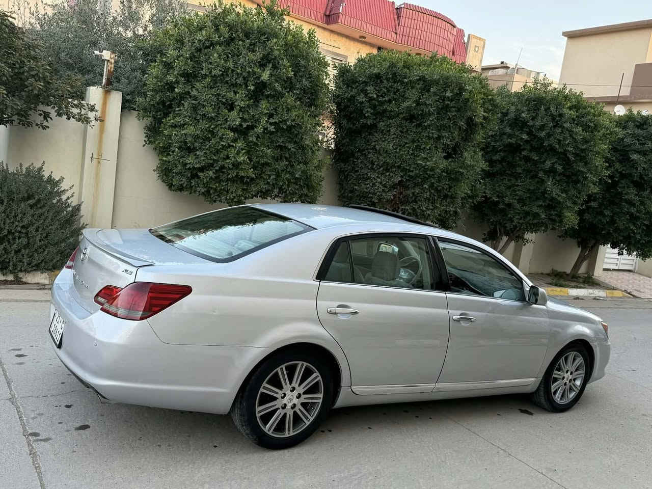 سيارة افلون للبيع 2008 
للبيع شرط كير محرك مامفتوحه صدر امامي خلفي جاهزها اربعه تايرات جددت سنويه وارقام جديده بااسمي نحويل مباشر فول موصفات سونار مرفق مع صور سعر 115
***********
