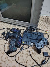 بلايستيشن • شاشة • دبيسات
