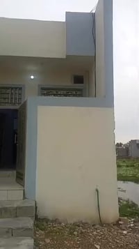 دار للبيع • السوامرة • ١٠٠م