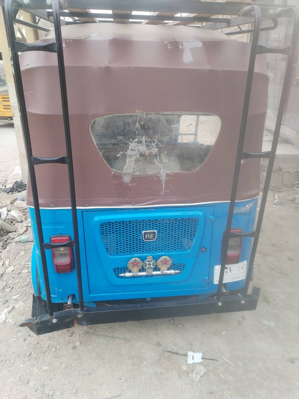 السلام عليكم تكتك للبيع موديل ٢٢
رقم سنوية بأسمي شرط التحويل
نظيفة كلش
بغداد البلديات
***********
