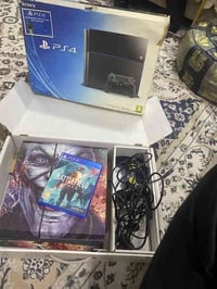 بلي فور نضيف كلشي شغال ويا يده وحده و قرص BATTEFIELDالسعر 300الف وبي م...