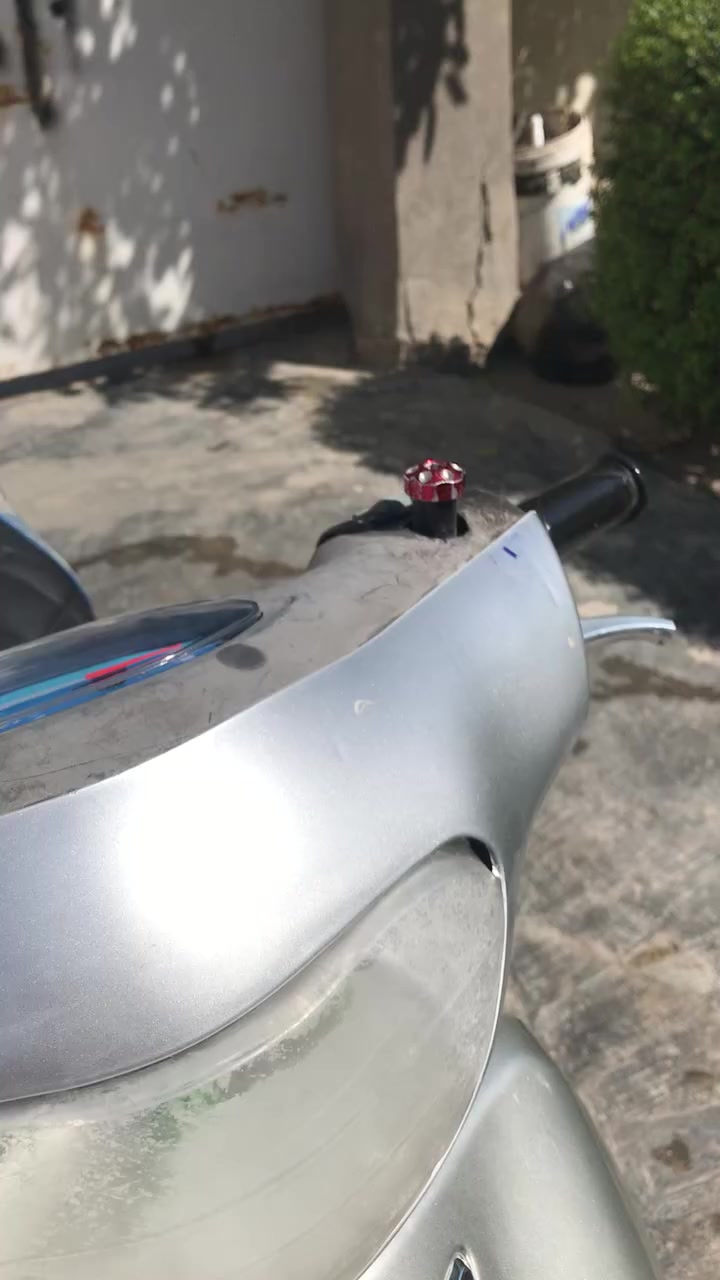 سلام عليكم ماكس منغولي للبيع الدراجه مرتبه  شلعه معدل بيه كشن اربعه ولف وصلانصه اف ام داخل مولح اشاير هورن  كله شغاله نكره سلف سعر ٥٧٥ وبيه مجال مكاني سده الهنديه. ***********
