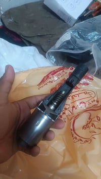 قطع سيارة • انطوني