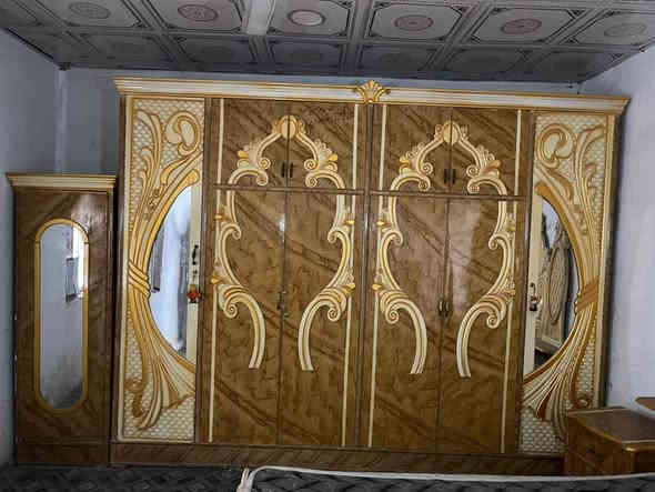 غرفة نوم نظيفه للبيع السعرخاص  العنوان قضاءالموفقيه ‏‪***********‬‏
