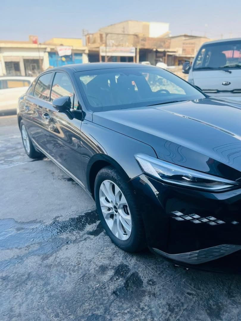 � للبيع Kia K8 وارد كوري 2024 🚘
• محرك 4 سلندر اقتصادي + كير أوتوماتيك 🔄

 • بصمة تشغيل + دخول ذكي 🔑

 • مثبت سرعة ⚡ / شاشة وسطية + كامرة خلفية 🎥

 • كشنات جلد كهربائية (تدفئة + تبريد) 🪑

 • LED + سنسرات + أندرويد وأبل كاربلاي 📱

•فول للأخير بدون بانوراما 

📌 جديدة، ماشية 15 ألف فقط ⏱️

📌 حادث جاملغ، تبديل قطعة أصلية نفس اللون 🎨

📌 بدون رقم – فوال لاخير عدا البانوراما 👌

💰 السعر : 220$ قابل للنقاش

📞 ***********
