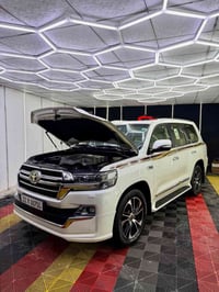 لاندكروز GXR • V8 4600 • رقم بغداد