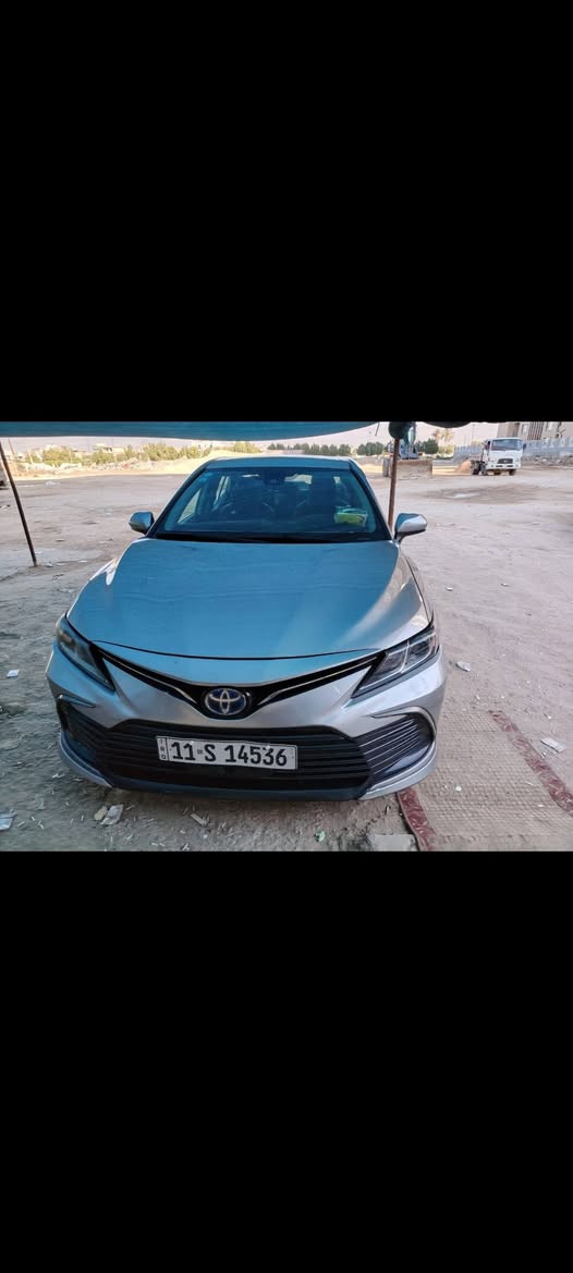 السلام عليكم 
تويوتا كامري موديل 2021 هايبرد وارد امريكي حادثها كلش حلو خلفي جاملغ وقبق الجنطه سياره فول عدا الفتحه بصمة تشغيل وبصمة ابواب وصندوق بصمة هندبريك بصمه تحديد مسار كامره خلفية دواره قطعتين تبريد شاشة اعطال وبيها هواي مواصفات بعد سياره جديده وجاهزه ما تصرف عليها برغي كامله من كلشي السعر ١٩٥ وبي مجال
للتواصل *********** بغداد, العراق
