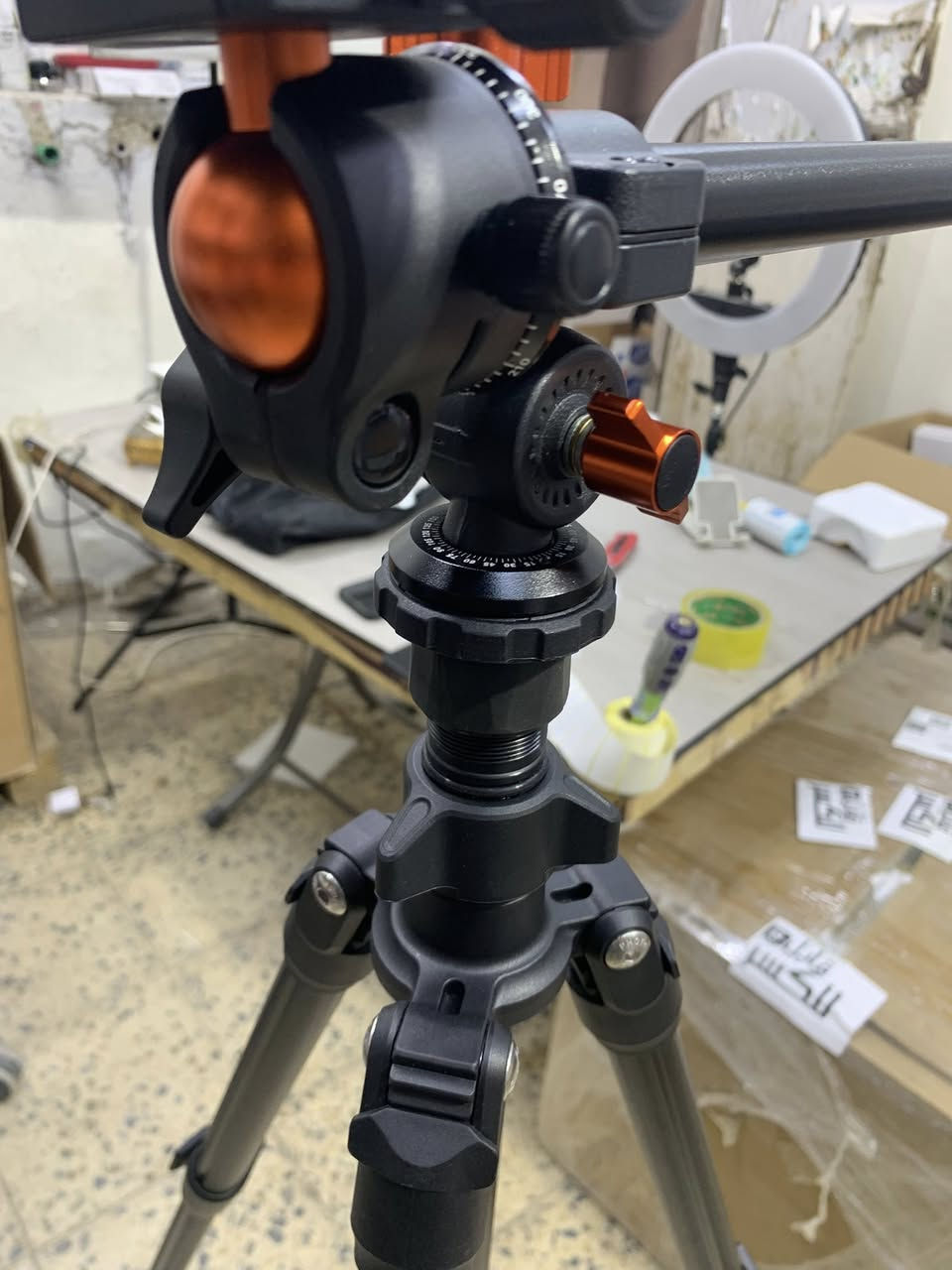 📸 ستاند تصوير احترافي ماركة للبيع 📸
متوفر ستاند تصوير قوي وثابت مع كافة ملحقاته، ارتفاعه يوصل لحدود متر ونص تقريباً.
✅ مناسب للكاميرات، رنكات الإضاءة، والموبايل
✅ خفيف وسهل الحمل والتنقل
✅ قابل للتعديل بالطول حسب حاجتك
✅ قاعدة ثابتة وتوازن ممتاز
✅ رأس متحرك للتحكم بالزاوية
مناسب للمصورين، صناع المحتوى، البث المباشر والمحلات.
💰 السعر مناسب
📩 للاستفسار تواصل على الخاص او واتساب ***********
