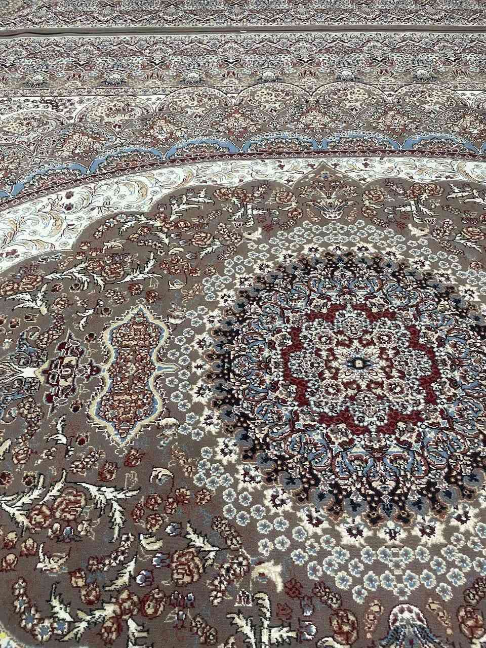 سلاو ٣تاک قالی ئیرانی قیاسی ٣بە٤ هەر تاکیک  رانیە ٣٥٠هەزار .

تۆش جیت هەیە بنئرە بۆت دەفرۆشم


**إذا كنت صاحب هذا الإعلان وتريد حذفه لأي سبب، رجاءا أرسل رسالة إلى الدعم الفني**