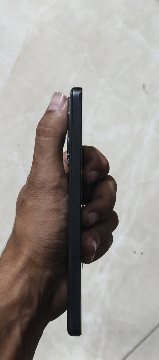 السلام عليكم مرخصت الادمن 
شباب poco x6 pro ذاكره 512 عشوائيه 24 
مبدل شاشه اصليه مال وكاله تدعم البصمه ولا كانما مبدل شاشه انطيك بيه ضمان الجهاز بدون ملحقات والنضافه موضحه بلصور للمراوس فقط بدون بيع بس مراوس مكاني شهداء العبيدي الثالثه.  (ما عندي توصيل)


**إذا كنت صاحب هذا الإعلان وتريد حذفه لأي سبب، رجاءا أرسل رسالة إلى الدعم الفني**