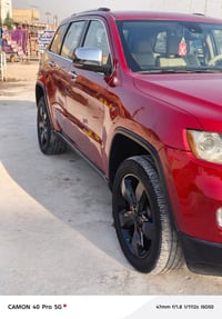 ٢٠١١ • ماشيه ١٢٥ الف • محرك ٣٦٠٠