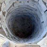 حفر منهولات • تصفير بيوت • صب ارضيات وجدران