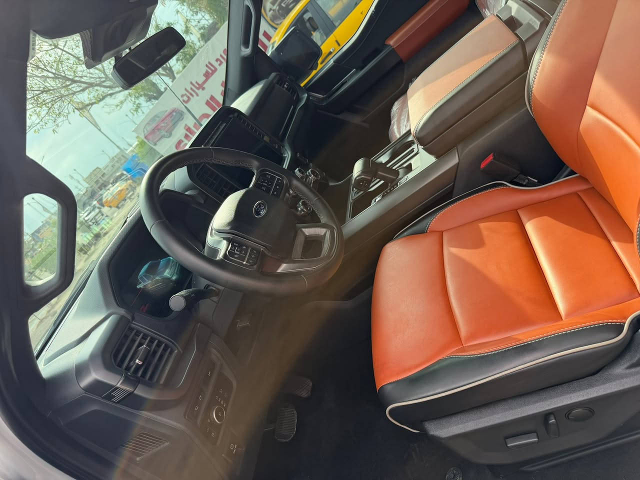 للبيع فورد f150 هايبرد
موديل 2024

فورد F-150 xlt 

محرك V6 سعة 3.5 توين توربو هايبرد

الممشى 2900 ميل 

باب طويل بدي قصير

لون سمنتي

المواصفات

▪️حساسات امامي وخلفي

▪️کامرات 360

▪️رادارات امامي وخلفي وجانبي

▪️مثبت سرعة تفاعلي

▪️دفع رباعي و ثنائي 

▪️دبل ثقيل دبل خفيف

▪️تدفئة المقاعد الامامية

▪️مقاعد بحركة كهربائية كاملة

▪️تحكم كهربائي لعجلة القيادة

السيارة جاملغ و بنيد صبخ بدون واخل 

رقم شاصي 1ftfw3ld7rfa49764

سيارة كاتي بدون رقم 3 شهر باقي تترقم شيمالي

سعر 340 شوية بي مجال

رقم المالك :***********
