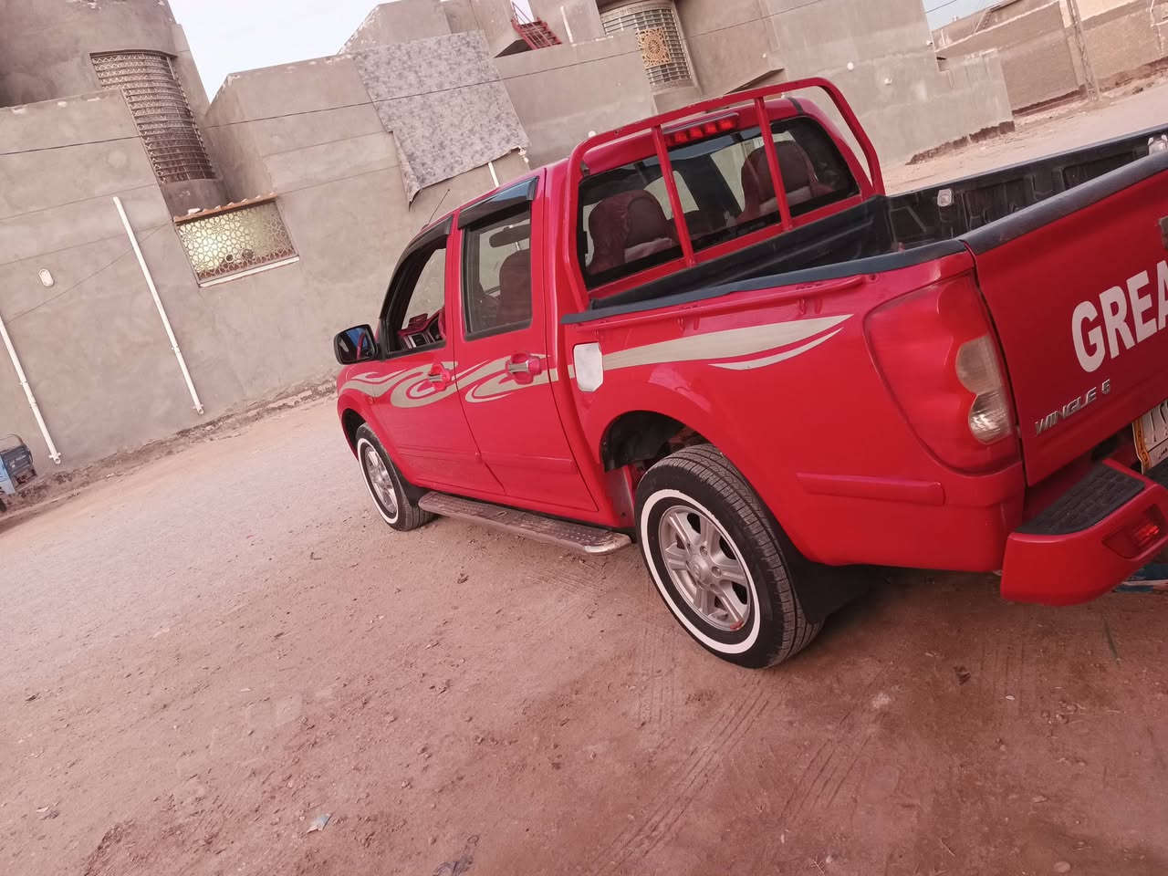 سلام عليكم كريت البيع مديل ٢٠١٣مكفوله كفاله عامه محرك كير كسن شاصي حديديه تخم تيرات  كهربائيات كل شقاله تبريد تدفئة رقم سياره بابل سنويه مجدده مشروع وطني مكان ديوانيه السعر ٦٨وبيه مجال رقم الهاتف ***********
