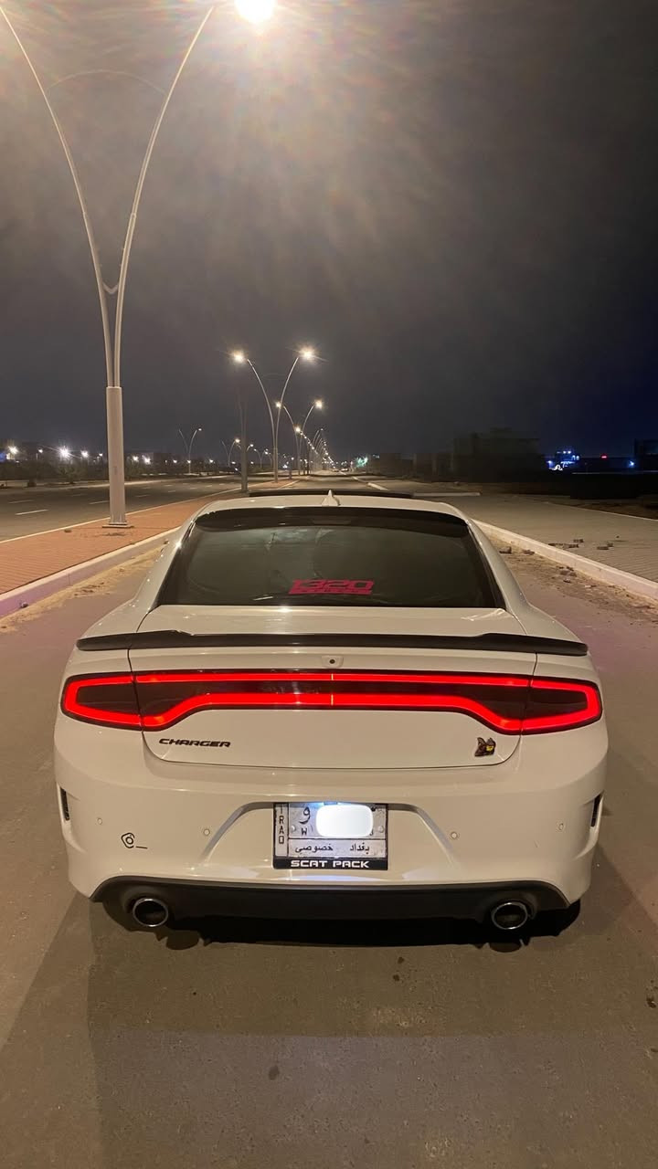 دوج جارجر سكات للبيع فقط

موديل 2020 لون ابيض

محرك 6400 / V8 

ماشيه 60 الف ميل 

رقم بغداد

( السياره مصروف عليها جاهزه من كل شي) 

المواصفات السياره فول واحد على واحد 

فتحه سقف

رادار امامي

تثبيت مسار

مانع تصادم 

إسترين تدفئه 

قياده ذاتيه

بصمة تشغيل + ابواب + صندوق 

 شفتات بل ستيرن 

حساس خلفي تحكمات استيرن 

ميموري خزن كرسي السائق 

سماعات ( Harman Kardon ) 

عدسات امامية LED+لد متغير جميع الالوان

رادار جانبي + نقطه عمياء بل مري 

كشنات كهرباء السائق والسكن 

كشنات كنتارا وجلد 

كشنات تدفئه وتبريد ( امامي + تدفئه خلفي

اويل كاج كان اصلي
فيت بم ريسنك بلكات ريسنك
دركه رياضي
***********
