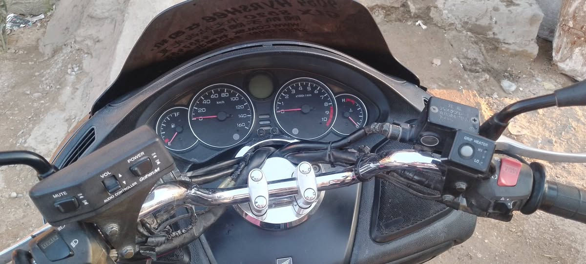 فورزه 0-9كرستال بصمه عميه بلاد دراجه كفاله عامه ماعده قايشهه تعبان مكينه مامفتوحه  كهرباءيات ماملعوب بيهه تدفأه يدات بلادي سستم صوت بلادي تايرات جدد ماشيه 32الف سعر (1200)رقمي (***********) بغداد الغزاليه
