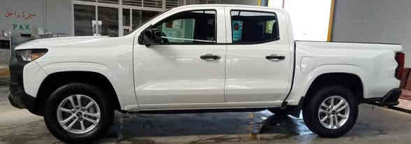 #_للبيع   #_للمراوس

🚘 للبيع | شيفروليه كولورادو 2023 – LT

شيفروليه كولورادو موديل 2023 فئة LT، بحالة ممتازة واستعمال شخصي، جاهزة للعمل بدون أي ملاحظات.

✅ المواصفات

محرك تيربو 2.7 لتر – 4 سلندر

ناقل حركة أوتوماتيك بـ 9 سرعات

دفع ثنائي (2WD)

اللون الخارجي: أبيض

الداخلية: قماش

ماشية: 29,000 ميل فقط

رقم التسجيل: أربيل

🎯 الميزات

شاشة وسطية حديثة بنظام Google المدمج

شاشة عدادات رقمية

إعادة تشغيل ذاتي + تشغيل بصمة

دعم Apple CarPlay و Android Auto لاسلكيًا

كاميرا خلفية

نظام تحذير مغادرة المسار

كبح تلقائي للمشاة

إضاءة أمامية أوتوماتيكية IntelliBeam

باب صندوق EZ Lift مع مساحة تخزين StowFlex

🛠️ الحالة الفنية

صبغ فقط  في جهة السائق بدون تبديل وبدون شاصي مكفول من التبديل 

خالية من العيوب الفنية

استعمال نظيف جدا

السعر مناسب عند الاتصال ✅

📞 للتواصل

📱 ***********
***********

---
