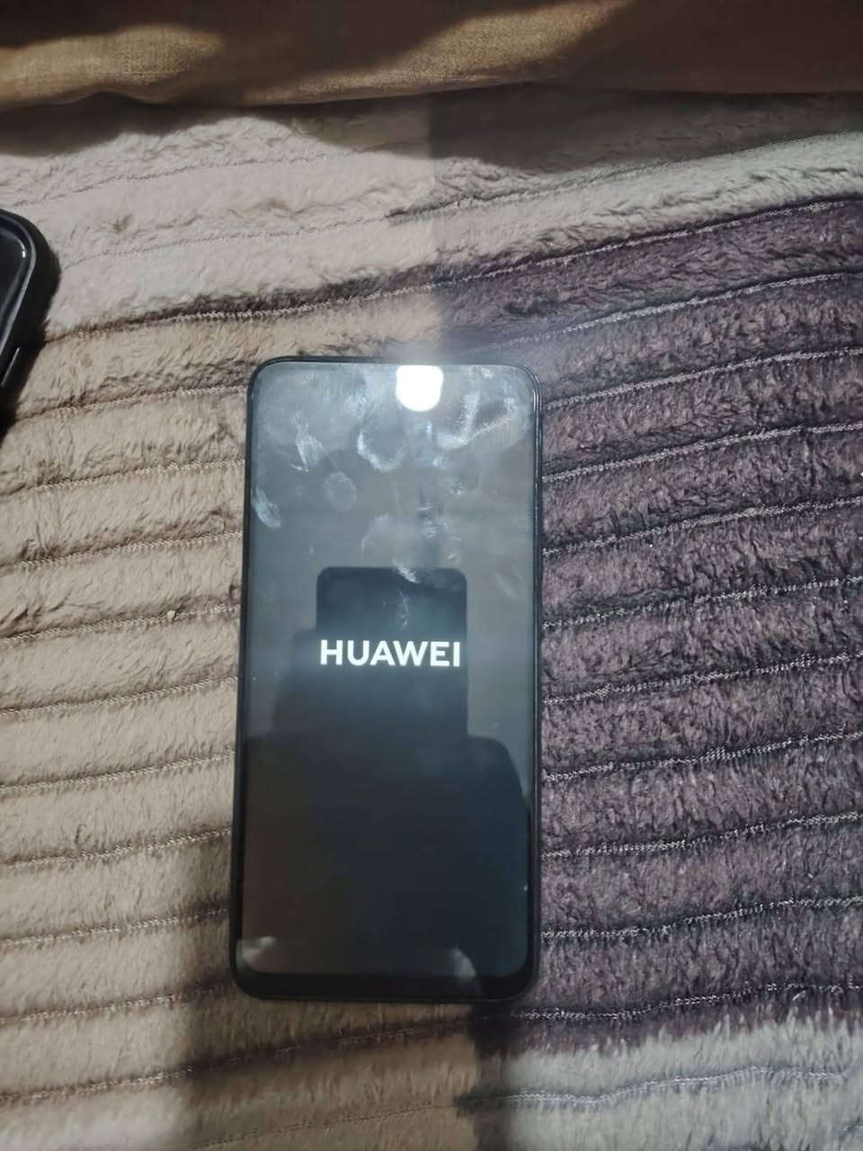 السلام عليكم ، كلكسي A022 ذاكرة 64 نضافه فول وكلشي شغال فقط مبدل شاشة اصلي وكاله الباقي كله شغال عالفحص السعر 50 الف مكاني بغداد للتواصل و عندي موبايلات ايتل ذاكرة١٢٨ سعره  65 جي 8سعره 35الف   M12كلكسي ذاكرة١٢٨ سعره 75  انفنكس تكنو ذاكره 64 سعره 50الف  ذاكره64سعره 50 الف كلاكسي اي13 سعره75ذاكره 128كلاكسي   A20s سعره65الف. الباقي كلمن اوسعره اكو امراوس   مكان بغداد التاجي ابوعظام هذا رقمي87521 075097
 اكوتوصيل *********** اكوواتساب
