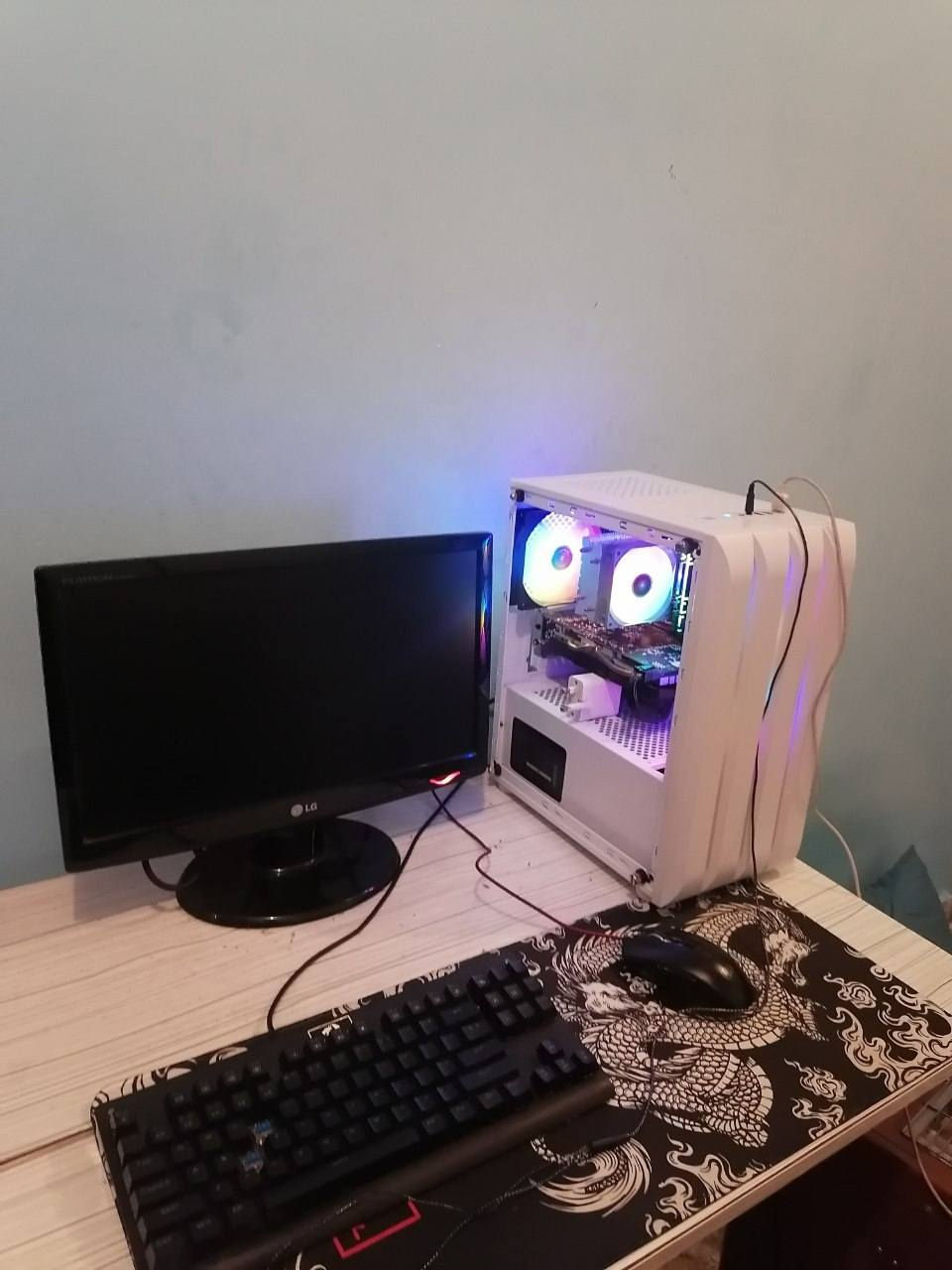 سلام عليكم ✋
مكلف بل نشر
تجميعه مواصفات
مواصفات: 
معالج زيون e5 2670 v3 
مذربورد x99 
كرت شاشه rx580 
رام 16كيكا قطعتين سرعتهم 3600 براند هايبركس رجب 
تخزين M.2 256gb 
HDD 1T 
باورسبلاي 650
 مع شاشة و كيبورد و ماوس و ماوس باد
ب 450 وشكرا ♥️ 🌿


**إذا كنت صاحب هذا الإعلان وتريد حذفه لأي سبب، رجاءا أرسل رسالة إلى الدعم الفني**