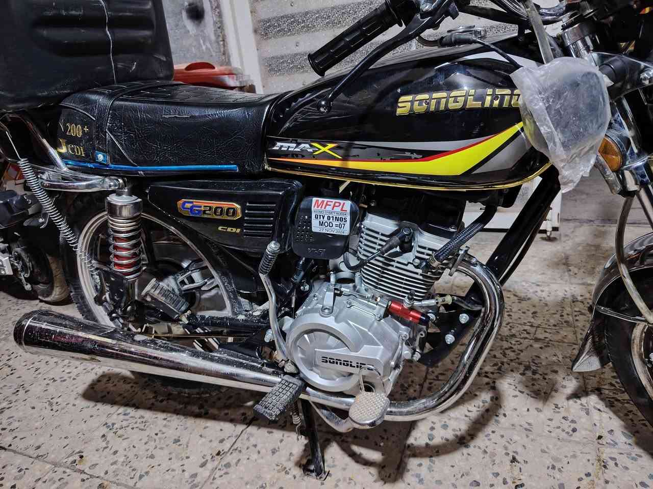 دراجه ٥ كير موديل ٢٠٢٥
مكينه ٢٠٠
دراجه جديده بلجيس مابيه برغي نقص كله شغاله بصمه الدراجه
سعر ٨٢٥
مكاني بغداد الامين الثانيه
***********
