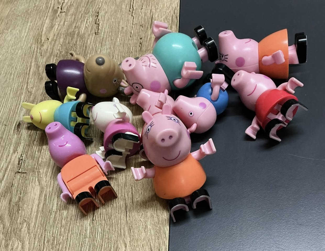 شخصيات كارتونيه اصليه ، باله اوربي 🍓سعر اي قطعه الف دينار
💥ترهم ع المكعبات الليكو دوبلو او الميكا بلوكس او المكعبات العاديه 
#شخصيات #شخصيات_دزني #شخصيات_مكعبات #مكعبات #ليكو_دوبلو #شخصيات_قديمه  #العاب #العاب_باله #العاب_اطفال


**إذا كنت صاحب هذا الإعلان وتريد حذفه لأي سبب، رجاءا أرسل رسالة إلى الدعم الفني**