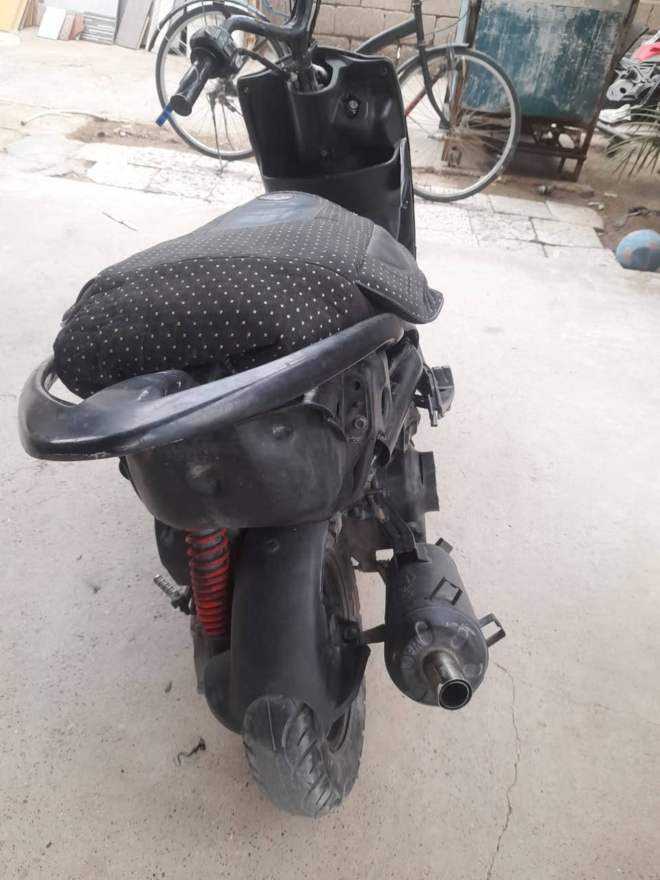 سلام عليكم ماكس عدله شغاله السعر 180وبيها مجال للشراي بس
رقمي ***********
