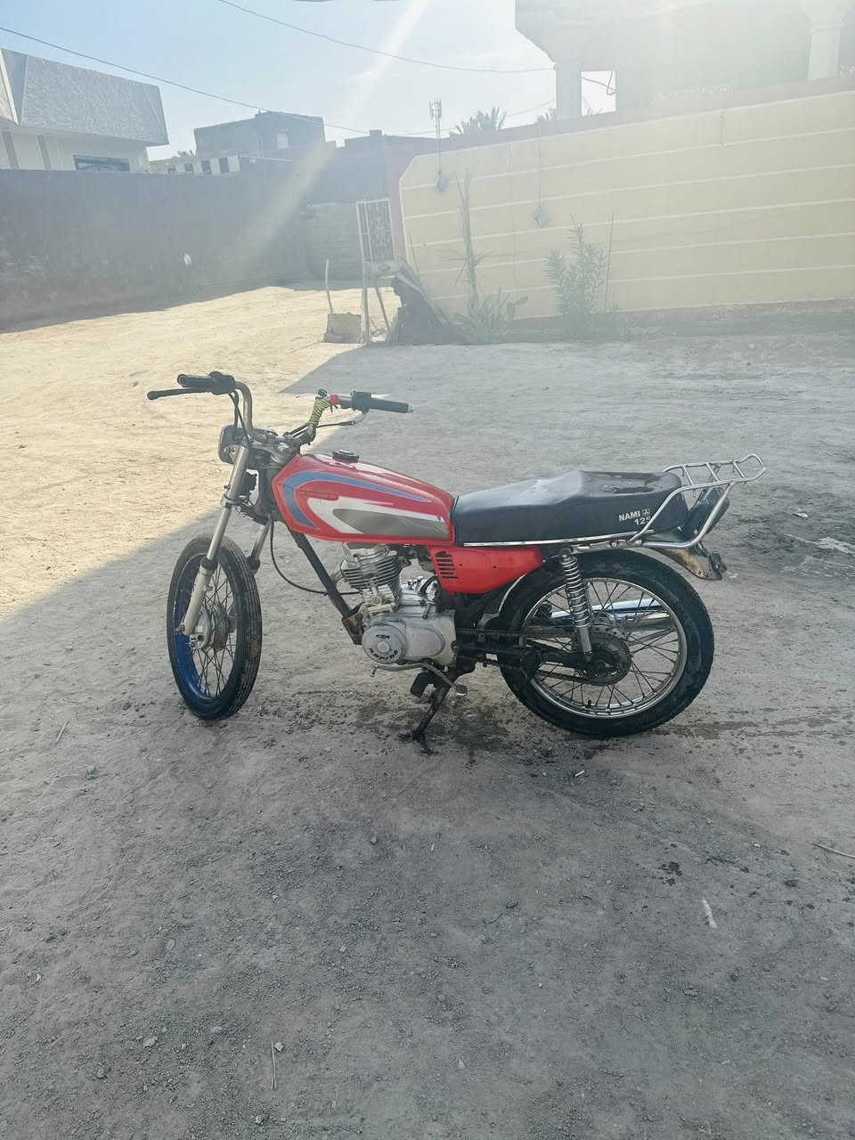 ايراني  ادوات ادوات للبيع
محرك رابيدو ناعم وحلو
دراجه لا تبخير لاتنقيص 
شاصي نظيف لالحيم ولا شي شلامجه بوريه ضعيفه
كهربائيات بيها 
مكاني قضاء المدينه 
٣٢٥ والشراي يدلل 
*********** وتساب
اتصال***********
