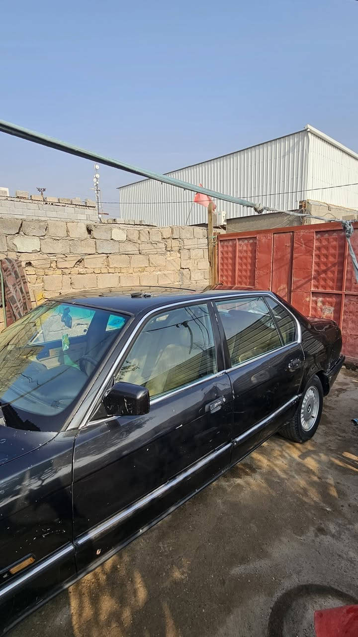 735 il 1991
للبيع 
رقم بغداد مشروع وطني رقم انكليزي الجديد سياره جاهزه من تبريد و حداديه و مكينه وكير  
مكاني بصره.  سعر 60
***********
