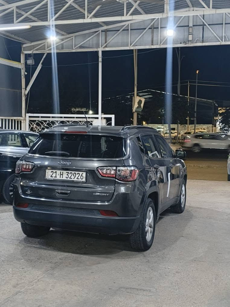 Jeep compas 2021 
2 بارچه ى بوياغه بئ ناو گرتن پيشى كه پسه 
80 هه زار كم روشتوه 
سه نه وى تازه يه تا 2029 
گير و مه كينه به شه رت كاره بايات به شه رت 
سعرى 128$  
***********. واتساپى له سه ره 
شوين كه ركوك كركوك, العراق
