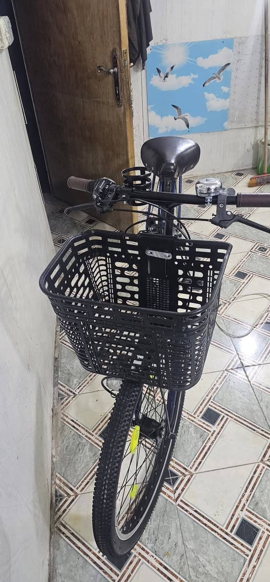 للبيع دراجة هوايئة حجم ٢٦ ياباني بالة تايرا عرضي بابل المحاويل السعر ١٦٠ وبية مجال ***********
