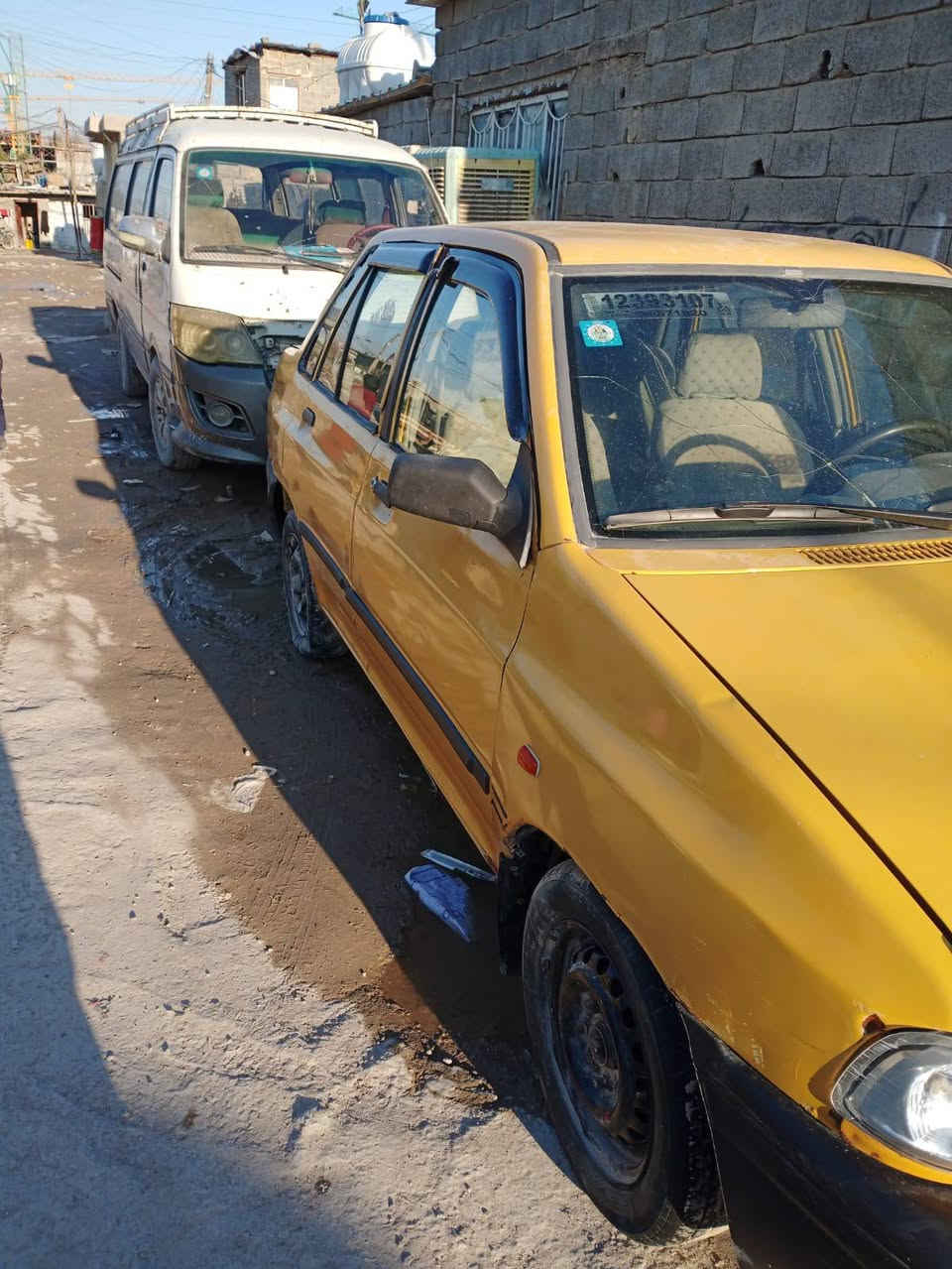 السلام عليكم سايبه 2012 سياره خير من الله بس المحرك بيتا بخير رقم انجليزي واسطت كهربائيات جير جديد محرك بيه تبخير العنوان بغداد سعر 20 رقم الهاتف***********
