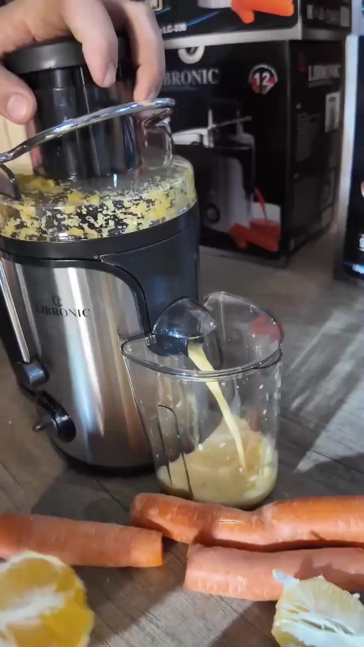 سلام عليكم 
راح يجينه الصيف وتريد عصير يبرد گلبك صح 🤔
اليوم بفضل ﷲ توفرت عصاره الفواكة ✅
مناسب للستعمال المنولي واصاحب المشاريع الصغيره 
واكيد وتصميمها عصري وانيق مصتوعه من الفولاذ المقاوم للصدأ ضمان المتانه والجودة 
وايضا سهله الفك والتركيب للتنظيف اليومي 😏
قناه ادخال واسعه بقطر 70 سم من استيعاب الفواكه دون تقطيع مسبق محرك قوي بقدره 950 واط لتوفير اداء ممتاز وسرعه في العصر و إعداد سرعتين لتناشب انواع الفواكه والخضروات بسعه 1لتر وحاوبه لب السائل 500 مل
وضمان سنه كامله من تاريخ الشراء 👀
متوفر توصيل لكل المحافظات العراق 🚚


**إذا كنت صاحب هذا الإعلان وتريد حذفه لأي سبب، رجاءا أرسل رسالة إلى الدعم الفني**