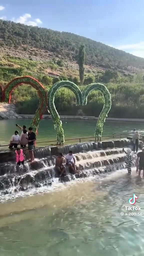 سلام عليكم عروضنا لااهلي كركوك الكرام رحلتنا من كركوك لا دهوك سياره جمسي حديث مصيف سولاف مصيف كلي شيرانه مصيف فين +كهف انشكي  يومين بس ب 60الف النفر ***********
