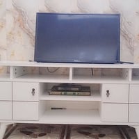 مكلف بالنشر  اغراض بيت مستعمل ونظيف تخم وميز بلازمه وبراد وكنتور ومكيف...