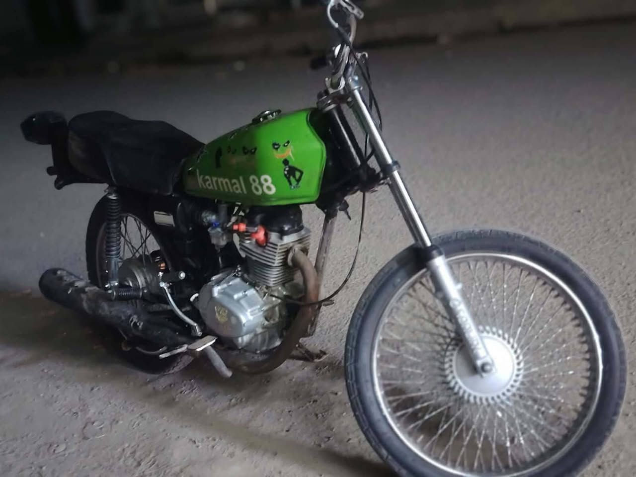 سلام عليكم  اربعه كير محرك 21 ما مفتوح كلك.  دراجه حلوه تسوه  مالت الله دراجه نضيفه 350 وبيها مجال حك الجيه واتساب  ورصيد فقط متواجد***********
***********
سلام عليكم  اربعه كير محرك 21 ما مفتوح كلك.  دراجه حلوه تسوه  مالت الله دراجه نضيفه 350 وبيها مجال حك الجيه واتساب  ورصيد فقط متواجد***********
