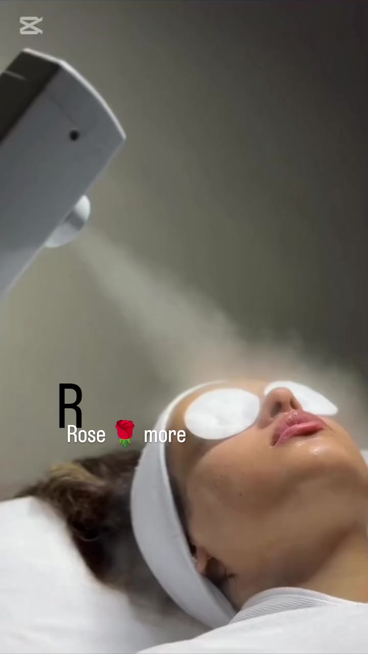 "بشرة صافية؟ تبدأ من جلسة تنظيف احترافية – احجزي تجربتك اليوم!"

🟠العرض الاول حفافه وتنضيف بشره 
فقط ب10 

🟡العرض الثاني حفافه وتنضيف بشره جهاز الهايدروفيشل فقط ب 15
ملاحضه  
كل شخصين الثالث  هدايا

🟣 العرض الثالث  حفافه  وتنضيف جهاز الماسي 
وجهاز الهايدروفيشل  - جهاز الالستروليك الامريكي - مع 7 ماسكات - مع قناع الاوبره فقط ب20
 
روز ماري للتجميل  
المكان الافضل 😍💙
العنوان/ النجف /حي ميسان.شارع البوريات شارع الكفيل للتسوق مقابيل اسواق العائلة 
 للاتصال 
***********
