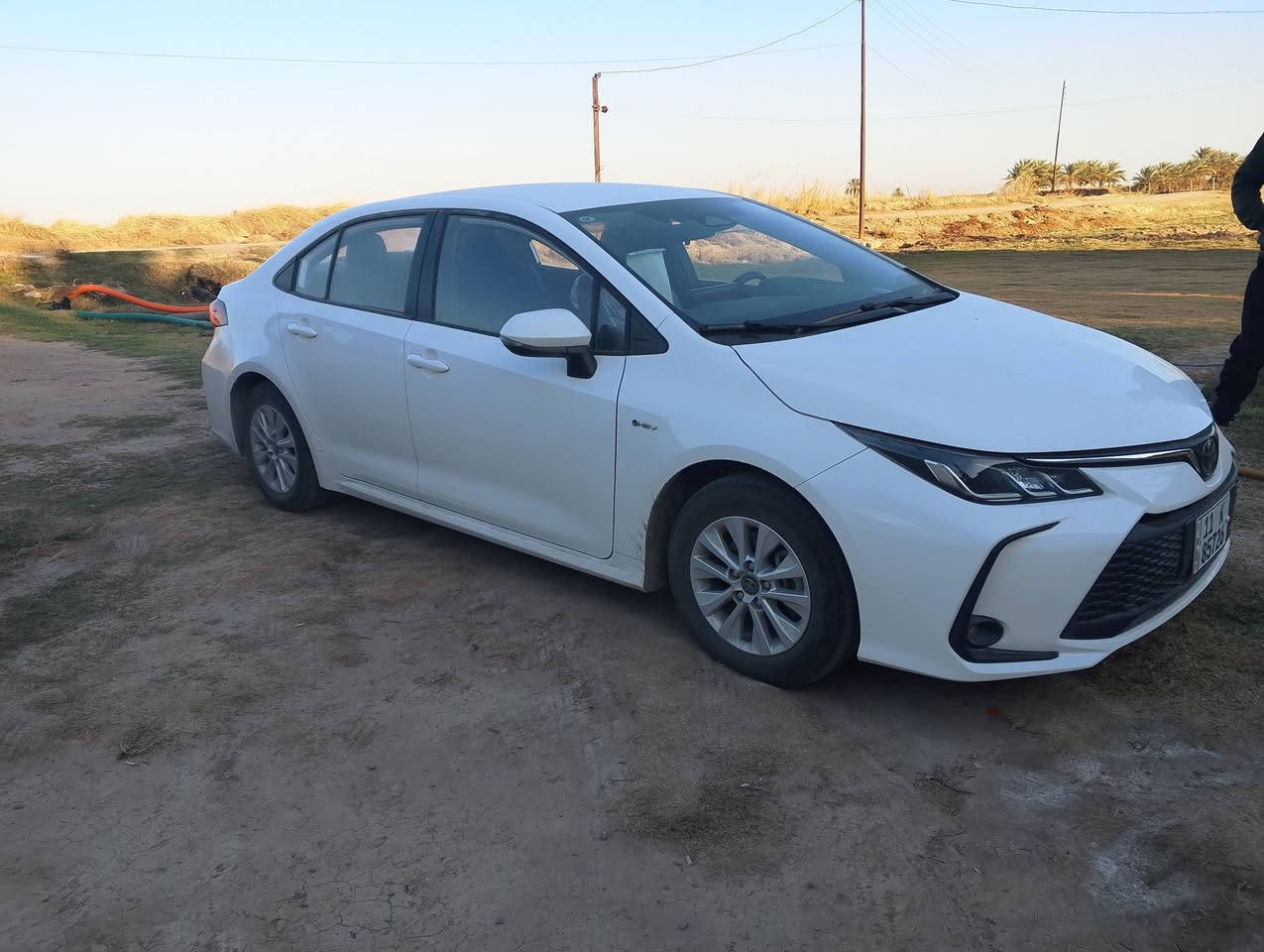 كورلا ماشية الفين زيرو قبل شهرين ماخذها مكفولة من الصبغ والتبديل والشخط والبارد ب167 ورقة بيه مجال للطيبين مكان ابي غريب
