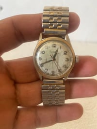 ساعة • عاطل • قطر ٣١