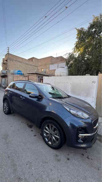 السلام عليكم ورحمة الله وبركاته  سبورتاج ٢٠٢٢ رقم بغداد باسمي  اللون نيلي . 
حادثها بنيد مبدل وجاملغ مصبوغ جهة السايق 
ايرباگات درگة ودشبول فقط بقية الايبرباگات سليمة .
المواصفات فوووووول للأخير : 
بانوراما 
رادارات ٣٦٠ 
مري شفط عند الاقتراب 
نقطة عمياء
كاميرا خلفية 
تدفئة بالكشنات 
قيادة ذاتية 
قراءة خطوط الطريق 
توقف ذاتي عند الاقتراب من الخطر 
مكينة ٢٤٠٠ 
گير ٨ سرع 
فور ويل 
تحويل مباشر باي مكان تحب 
السعر ١٨٨ وبيها مجال للطيبين
للاستفسار اكثر يرجى الاتصال على الرقم 
***********
احمد بغداد
