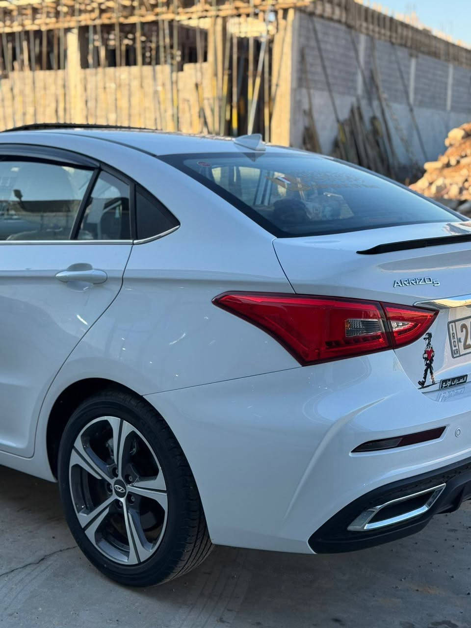 سلام عليكم من رخصة الأدمن سياره اريزو 5 فول 2024 شرط التحويل  مواصفات ماشيه 11 الف على ضمان الشركه 6 سنوات محرك كير كهربائيات سياره جديده كله شرط سعر السياره 122$ ورقه  وبيها مجال للطيبين عوزت افلوس وريد ابيعها سياره اجنن واقتصاديه لدرجه للأستفسار ***********
