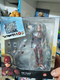 مجسمات • انمي • توصيل بغداد