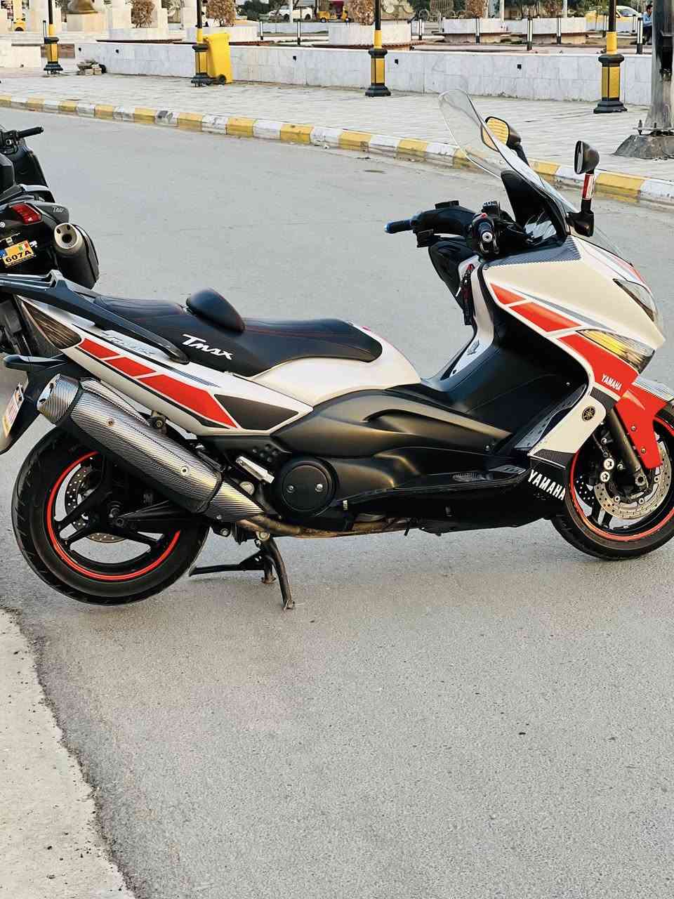 سلام عليكم تي ماكس 2011الدراجه خمسينيه وماشيه 50الف كفاله عامه من كلشي وسعر الدراجه 40وبيه مجال قليل الاستفسار ***********ومكان الدراجه الكوت وشراي يتصل وبي خير ويدلل
