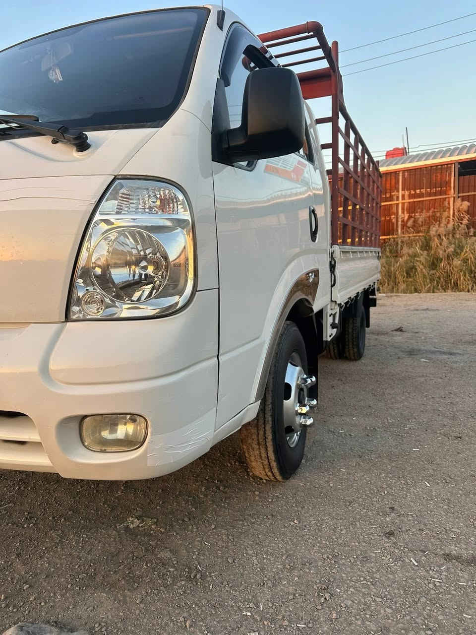 السلام عليكم كيه فحل موديل ١٢محرك 3000 محوره كامله تاير 14رقم بغداد مشروع وطني سعره 118بيه مجال ***********
