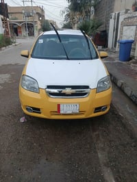 أفيو خليجي • ٢٠١١ • مكفولة