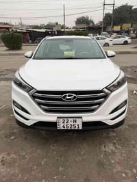 توكسان خليجي موديل 2018 نص فول قطعتين تبريد تحكمات شاشة جبيرة كامرة كل...