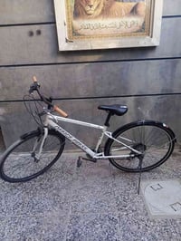 ، بايسكل إس ٧٠٠ ياباني،  السعر ٨٥ ألف وبيه مجال الاتصال عالرقم 0770272...