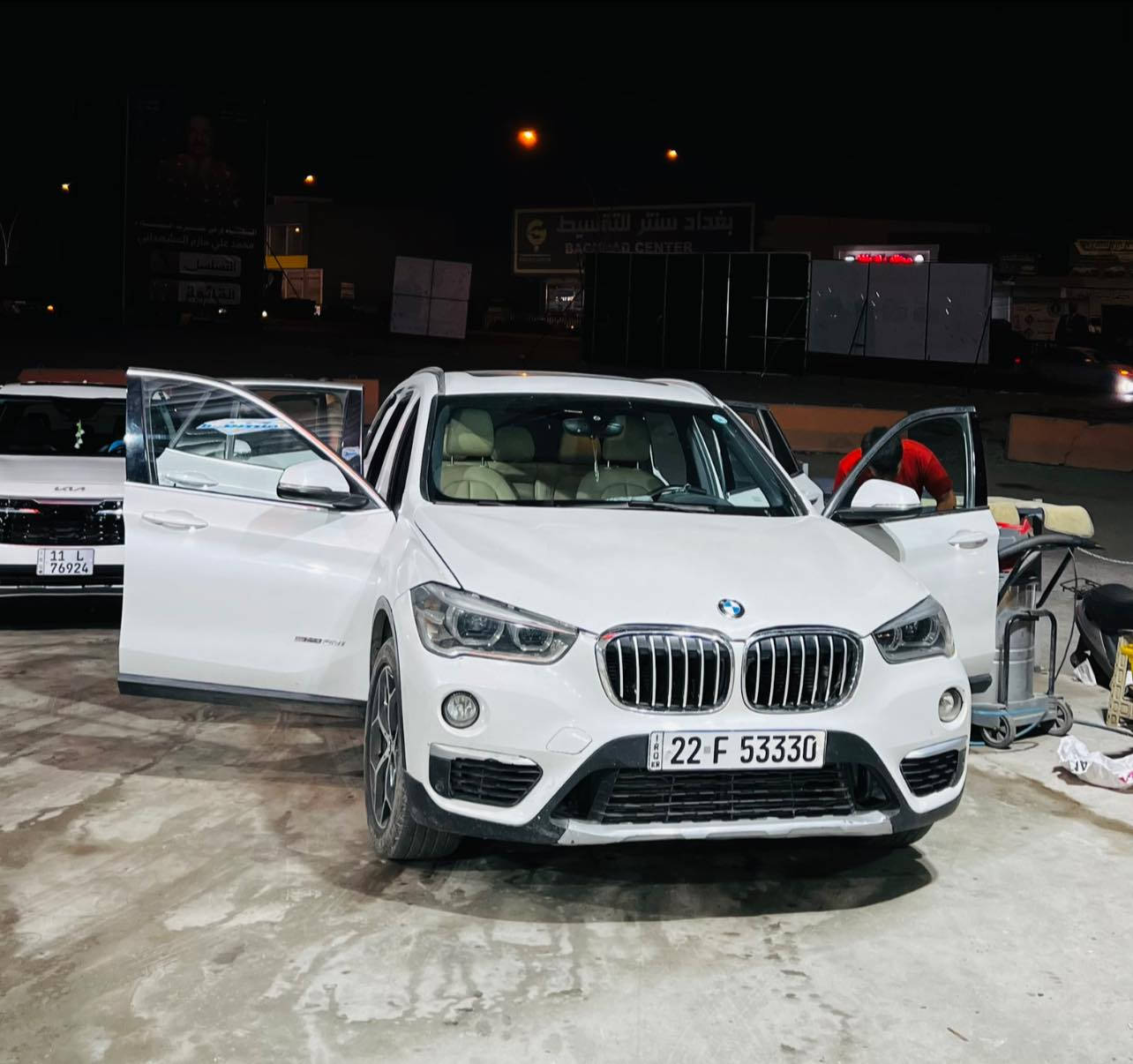 BMW 2017 X1
للبيع او المراوس مع ازيرا 2018 فما فوق

- *بي إم دبليو X1 موديل 2017 

- 

- *المواصفات*:

- محرك 4 توين توربو

- فول مواصفات

- بانوراما

- كشنات جلد بيجي

- كشنات كهرباء

- لد داخلي متعدد الألوان

- رادار امامي وجانبي

- بصمة تشغيل مع ابواب بصمة

- هندبريك بصمة

 ★رفع زجاج بل بصمه وغلاقه

- سترين هيتر

- جنطه كهرباء وفتح بل قدم

- وبعد بيهه هواي موصفات

للتواصل على الرقم التالي 

***********
