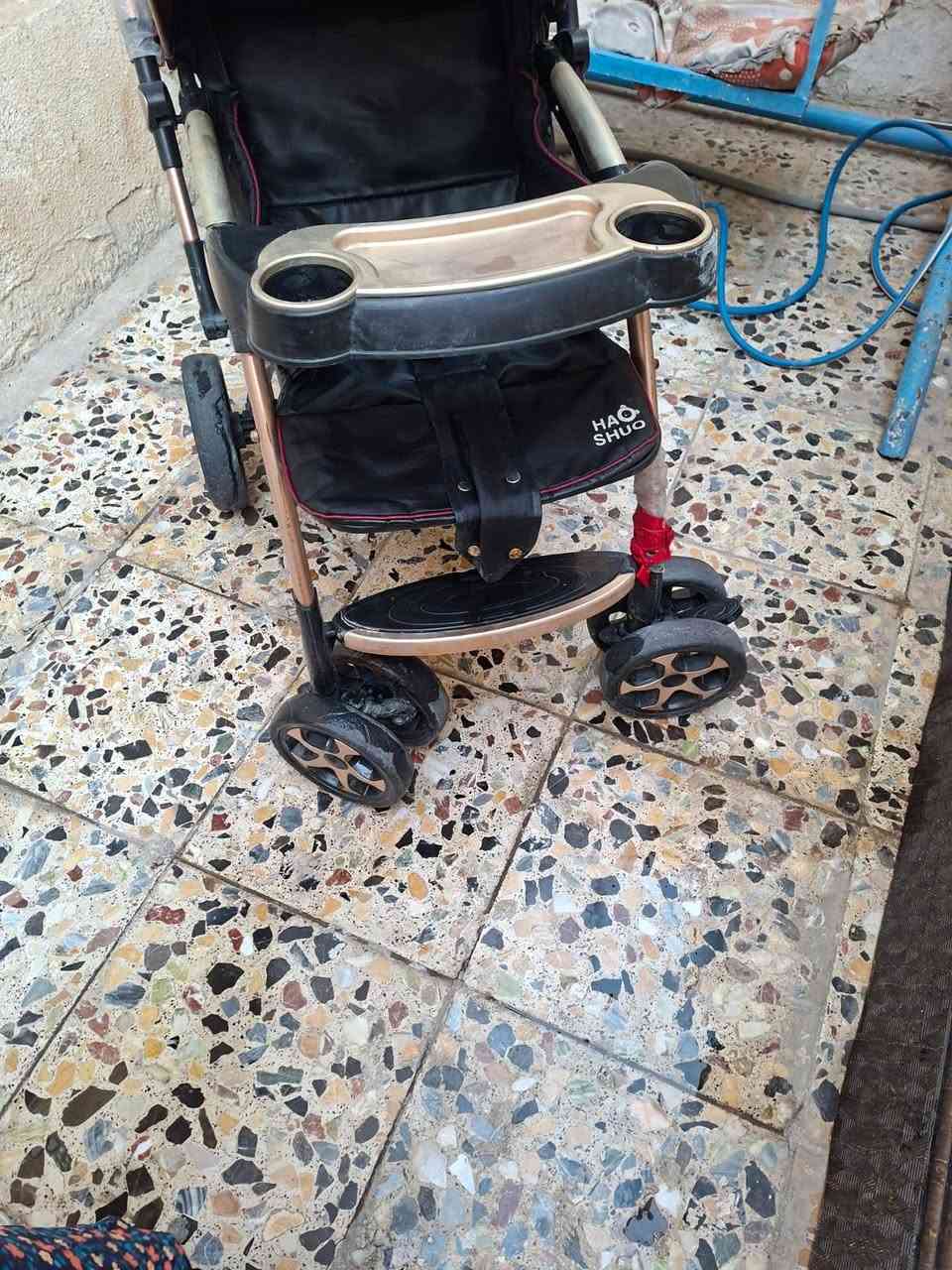 عربانة طفل جديده استخدام مره وحده فقط العنوان بغداد السعر 50
***********
