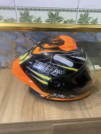 خوذه جديده ما مستخده  البيع سعر 50وبيها مجال مكان مدينه الصدر ‭0771 35...