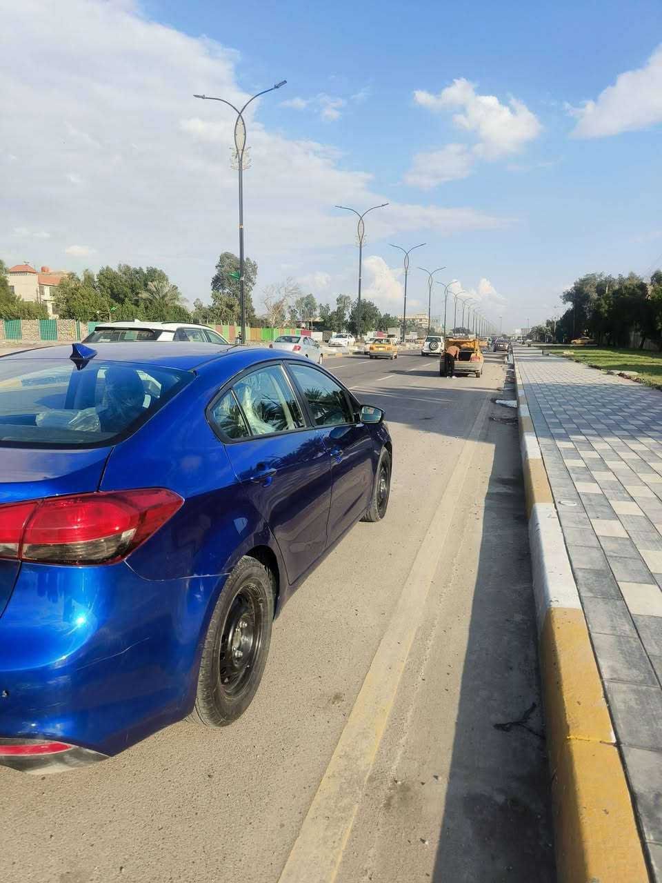 كيه فورتي 2018 محرك 2000  *********** المكان كماليه شارع المصرف سعرها السياره دفتر وخمسه سياره خير من الله تبريد ثلاجه
